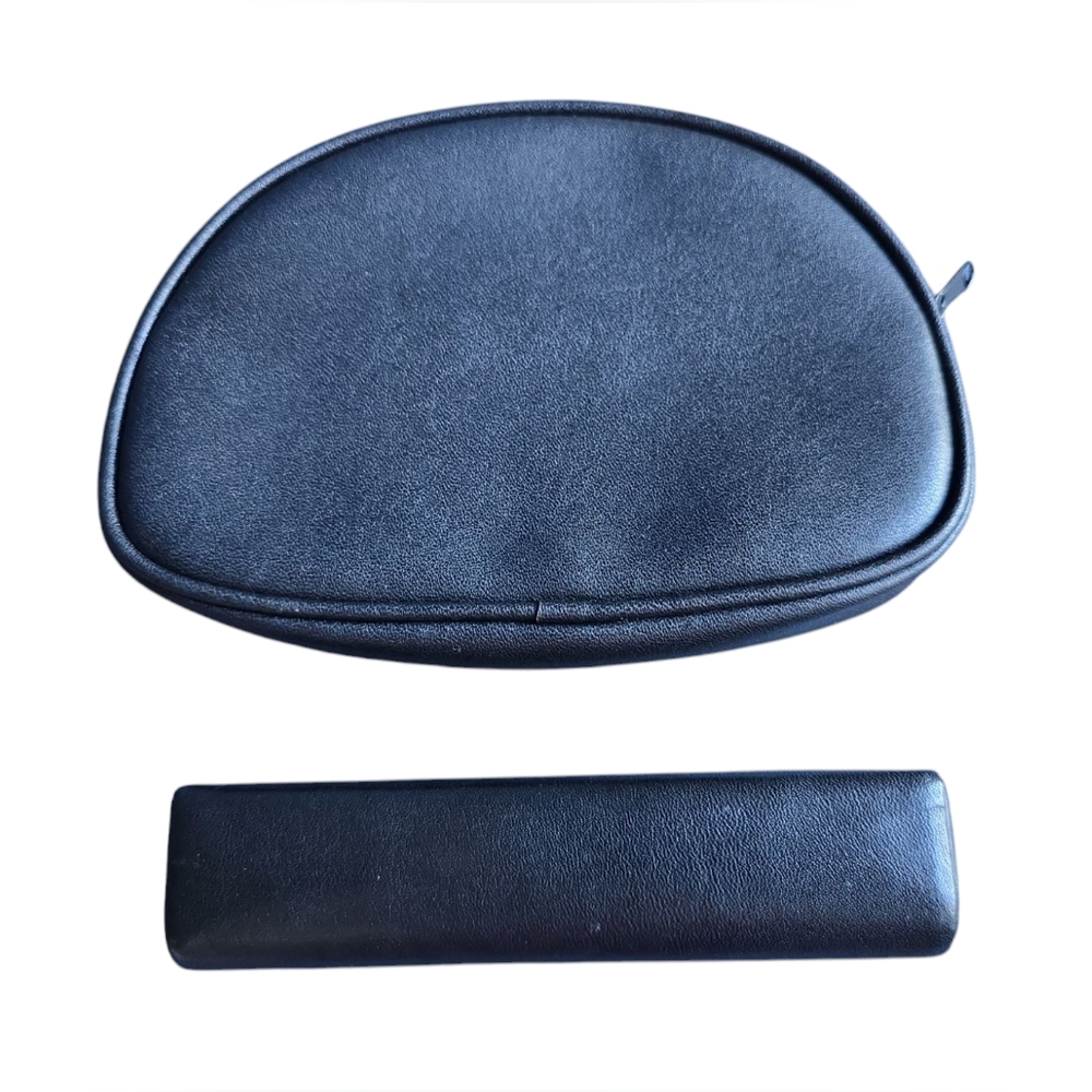 VGUC Etienne Aigner black leather cosmetic bag bundle - Picture 3 of 7